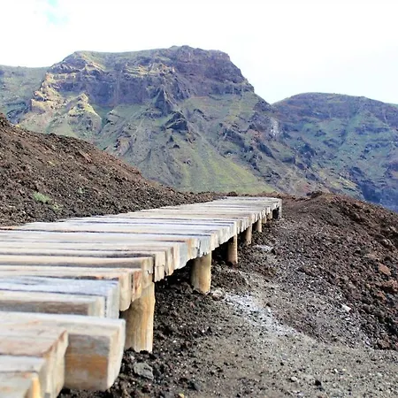 Modern In Adeje, 65 Sqm, Year-round Pool Apartment *