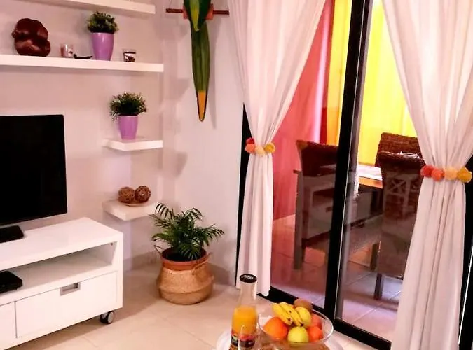 Modern In Adeje, 65 Sqm, Year-round Pool * אדחה