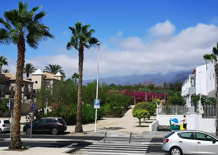 Modern In Adeje, 65 Sqm, Year-round Pool * אדחה