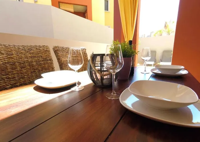 Modern In Adeje, 65 Sqm, Year-round Pool * אדחה