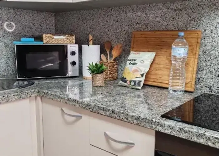 דירה Modern In Adeje, 65 Sqm, Year-round Pool *